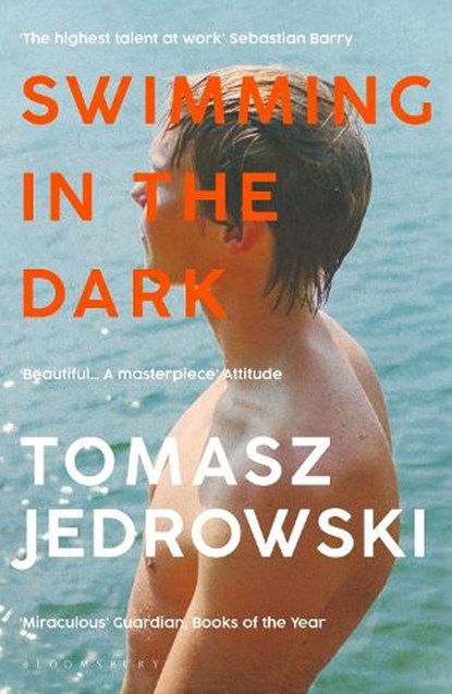 Swimming in the Dark, Tomasz Jedrowski - Paperback - 9781526604989