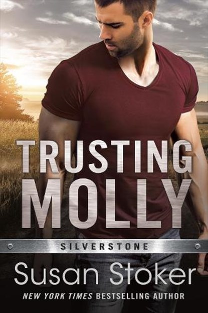 Trusting Molly, Susan Stoker - Paperback - 9781542021449