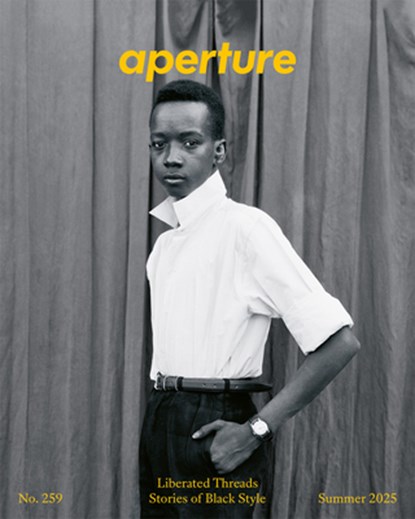 Liberated Threads: Stories of Black Style: Aperture No. 259, Tanisha C. Ford - Paperback - 9781597115803