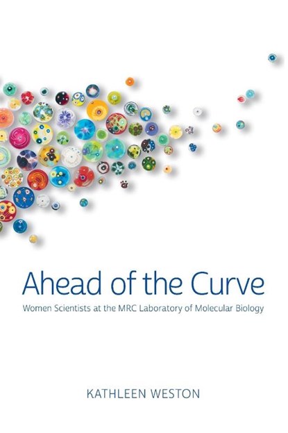 Ahead of the Curve, Kathleen Weston - Paperback - 9781621824527