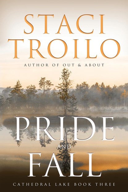 Pride and Fall, Staci Troilo - Paperback - 9781633736177