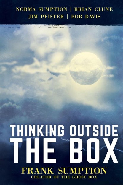 Thinking Outside the Box, Norma Sumption ; Brian Clune ; Jim Pfister - Paperback - 9781641112833