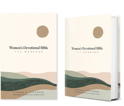 The Message Women's Devotional Bible (Hardcover), Eugene H. Peterson - Gebonden - 9781641585392