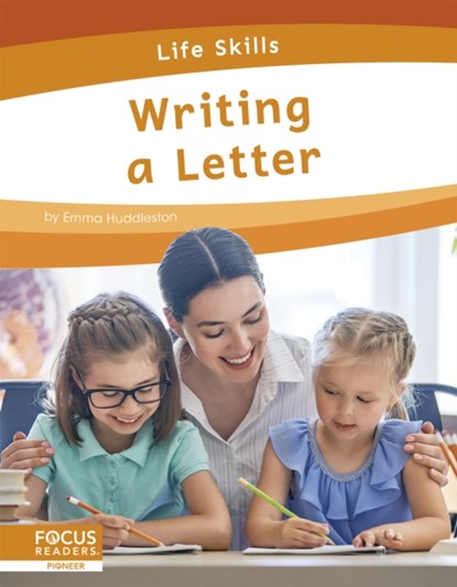 Writing a Letter, Emma Huddleston - Paperback - 9781644934241