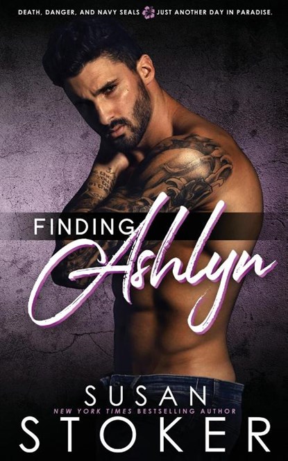 Finding Ashlyn, Susan Stoker - Paperback - 9781644993088