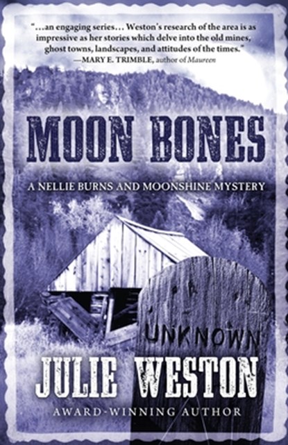 Moon Bones, Julie Weston - Paperback - 9781645994121
