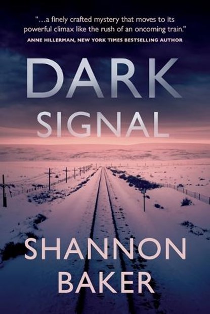 Dark Signal, Shannon Baker - Paperback - 9781648754135