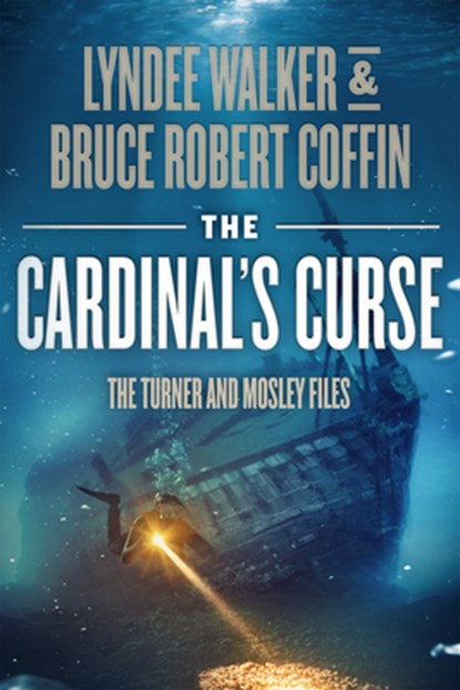 The Cardinal's Curse, LynDee Walker - Paperback - 9781648755958
