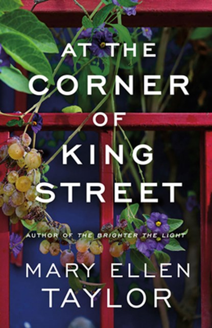 At the Corner of King Street, Mary Ellen Taylor - Paperback - 9781662531040