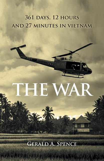 The War, Gerald A Spence - Paperback - 9781684865758