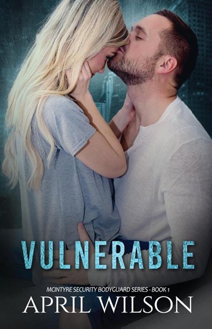 Vulnerable, April Wilson - Paperback - 9781737220404