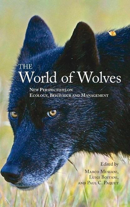 The World of Wolves, Marco Musiani ; Luigi Boitani ; Paul Paquet - Gebonden - 9781773854342