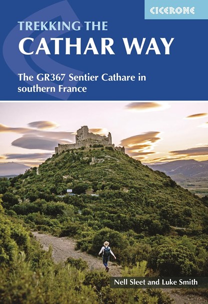 Trekking the Cathar Way, Luke Smith ; Nell Sleet - Paperback - 9781786310477