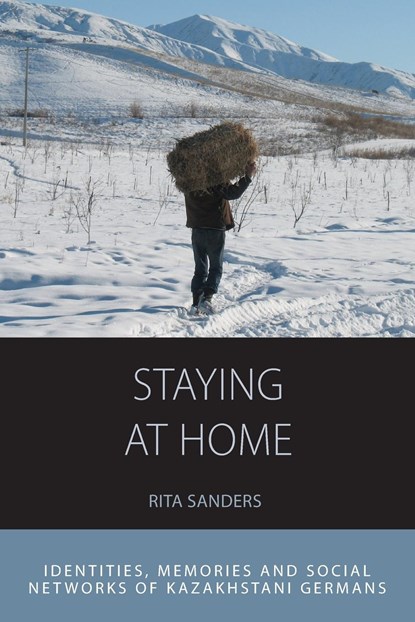 Staying at Home, Rita Sanders - Paperback - 9781800730045
