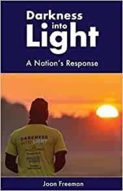Darkness into Light, Joan Freeman - Paperback - 9781800970304