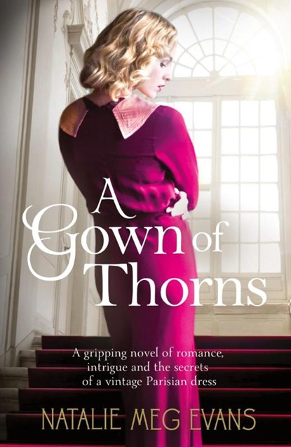 A Gown of Thorns, Natalie Meg Evans - Paperback - 9781835250952