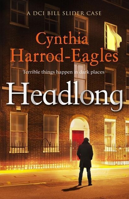 Headlong, Cynthia Harrod-Eagles - Paperback - 9781838853785