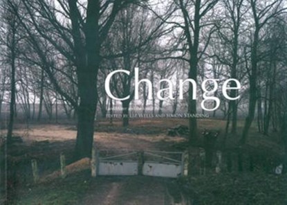 Change, Liz Wells ; Simon Standing - Paperback - 9781841021652