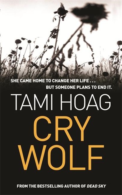 Cry Wolf, Tami Hoag - Paperback - 9781857974782