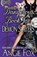 The Dangerous Book for Demon Slayers, Angie Fox - Paperback - 9781939661135