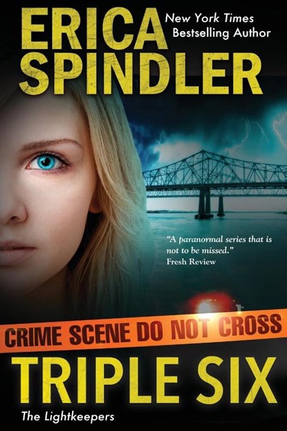 Triple Six, Erica Spindler - Paperback - 9781944323073
