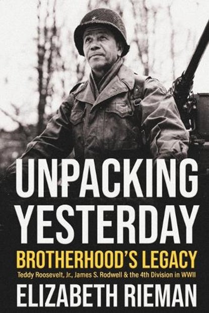 Unpacking Yesterday, Elizabeth Rieman - Paperback - 9781950794225