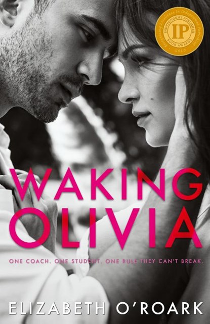 Waking Olivia, Elizabeth O'Roark - Paperback - 9781956800142