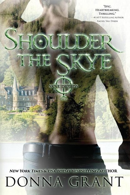 Shoulder the Skye, Donna Grant - Paperback - 9781958353066