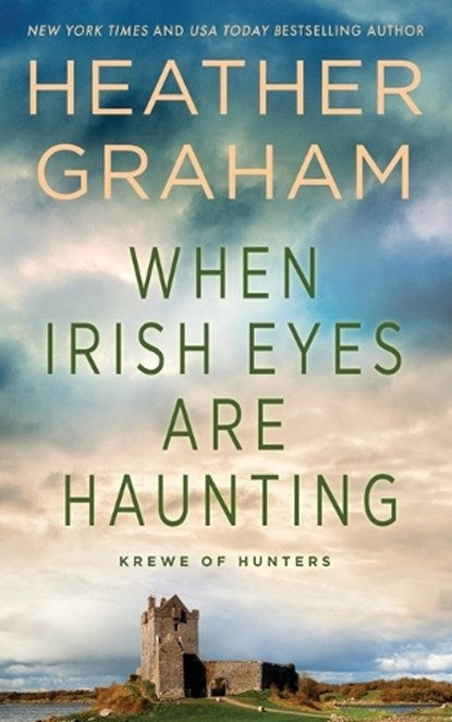 When Irish Eyes Are Haunting, Heather Graham - Paperback - 9781968707392