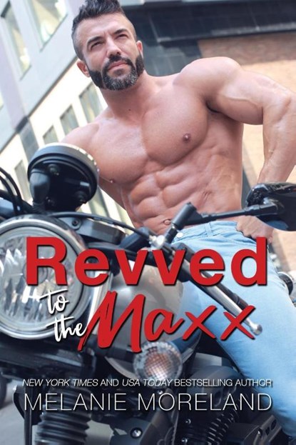 Revved To The Maxx, Melanie Moreland - Paperback - 9781988610948