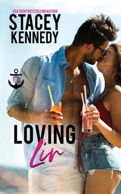 Loving Liv, Stacey Kennedy - Paperback - 9781988992303