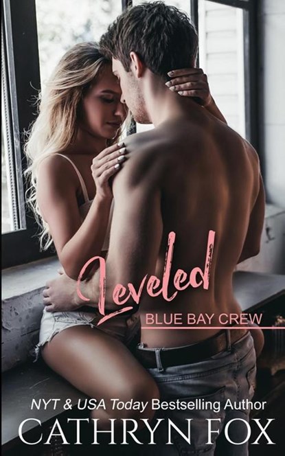 Leveled, Cathryn Fox - Paperback - 9781989374184