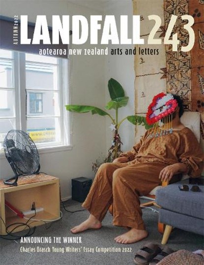 Landfall 243, Lynley Edmeades - Paperback - 9781990048371