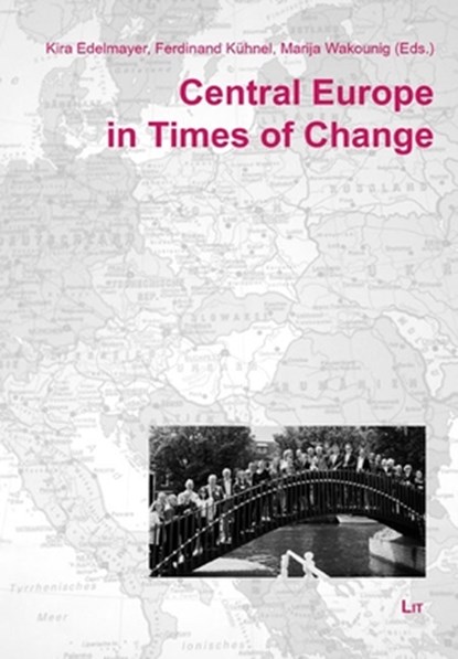 Central Europe in Times of Change, niet bekend - Paperback - 9783643918161