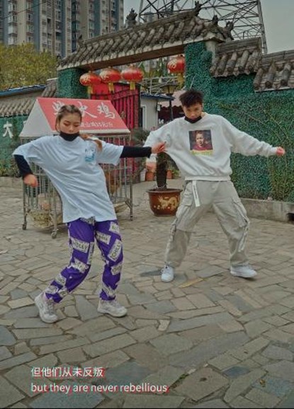 Stay Connected, Tai Kwun Contemporary and Asia Art Archive ; Pi Li ; Ying Kwok - Gebonden - 9783775761499