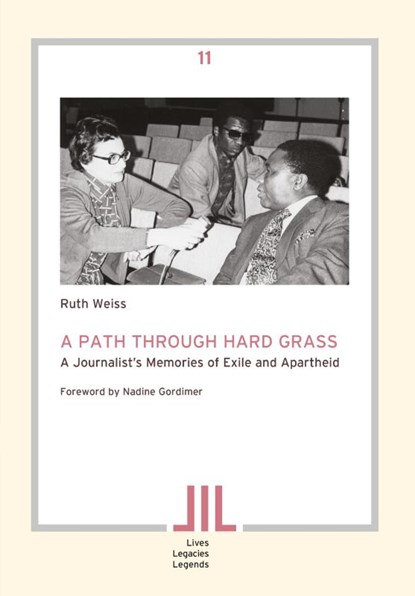 A Path Through Hard Grass, Ruth Weiss - Paperback - 9783905758399