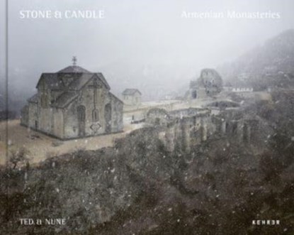 Stone & Candle. Armenian Monasteries, Ted Andreasian ; Nune Karamyan - Gebonden - 9783969001097