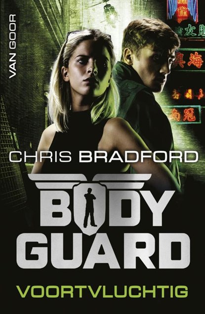 Voortvluchtig, Chris Bradford - Paperback - 9789000362219