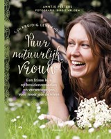 Puur natuurlijk vrouw - Anntje Peeters - 9789022330968