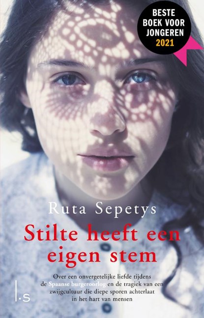 Stilte heeft een eigen stem, Ruta Sepetys - Paperback - 9789024588756