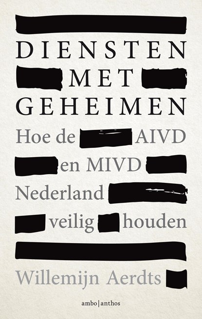 Diensten met geheimen, Willemijn Aerdts - Ebook - 9789026354137