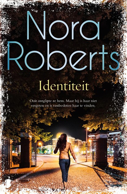 Identiteit, Nora Roberts ; Fast Forward Translations - Paperback - 9789049205515