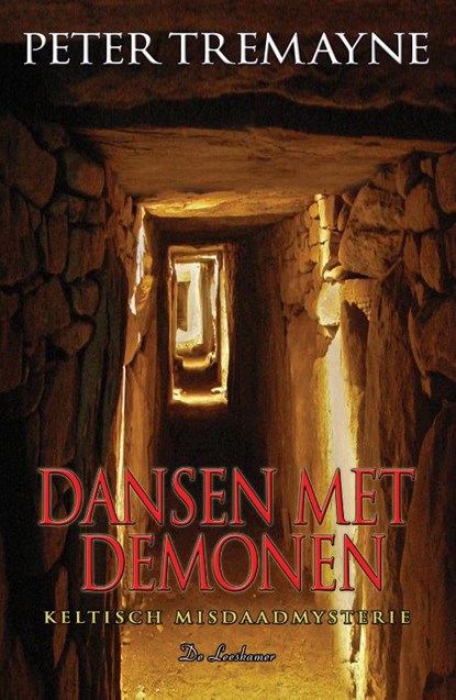 Dansen met demonen, Peter Tremayne - Paperback - 9789086060412