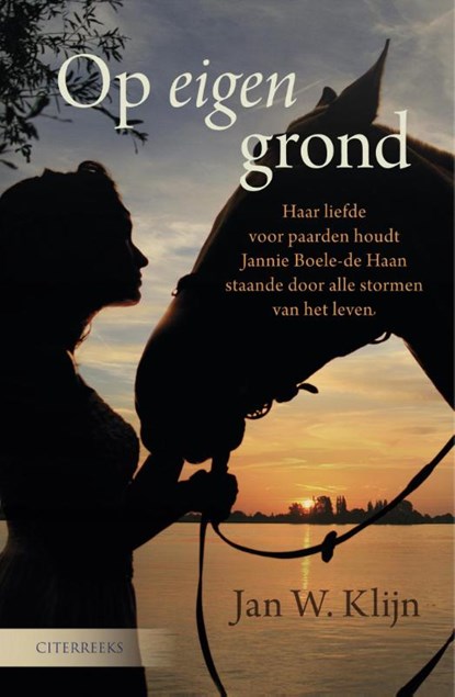 Op eigen grond, Jan W. Klijn - Gebonden - 9789401907378
