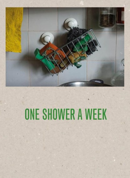 One shower a week, Mariet Dingemans - Paperback - 9789462265134