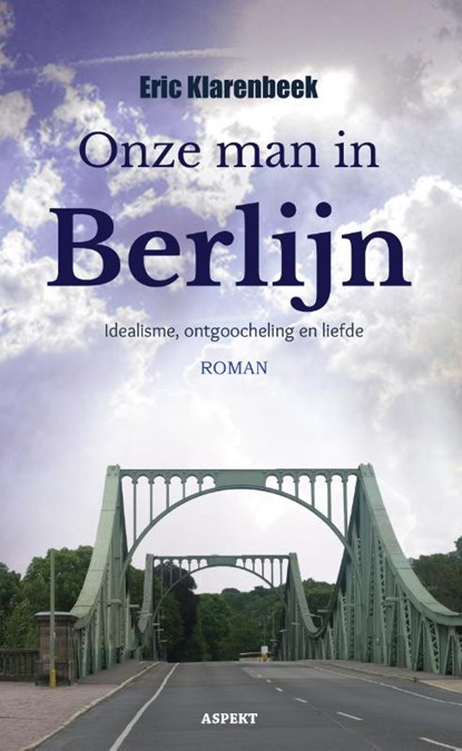 Onze man in Berlijn, Eric Klarenbeek - Paperback - 9789463382205
