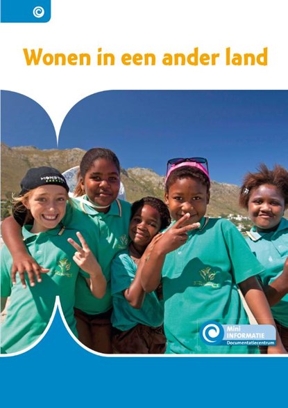 Wonen in een ander land, Annemarie van den Brink - Gebonden - 9789463419277