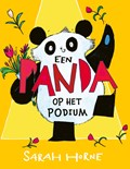 Een panda op het podium