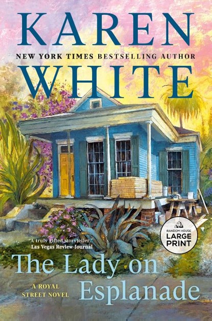 Lady on Esplanade, Karen White - Paperback - 9798217082568