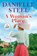 A Woman's Place, Danielle Steel - Paperback - 9798217294039